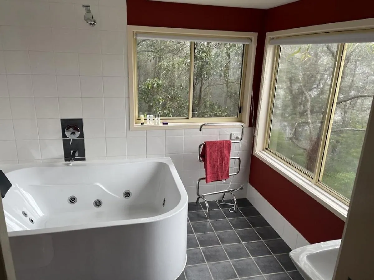 Tambaridge Bed & Breakfast Eagle Heights 4*,  Australien
